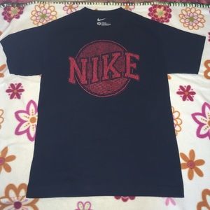 Nike T-shirt